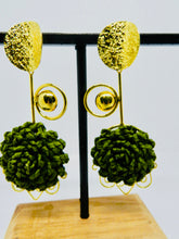 Load image into Gallery viewer, Grassy Wooven Earrings